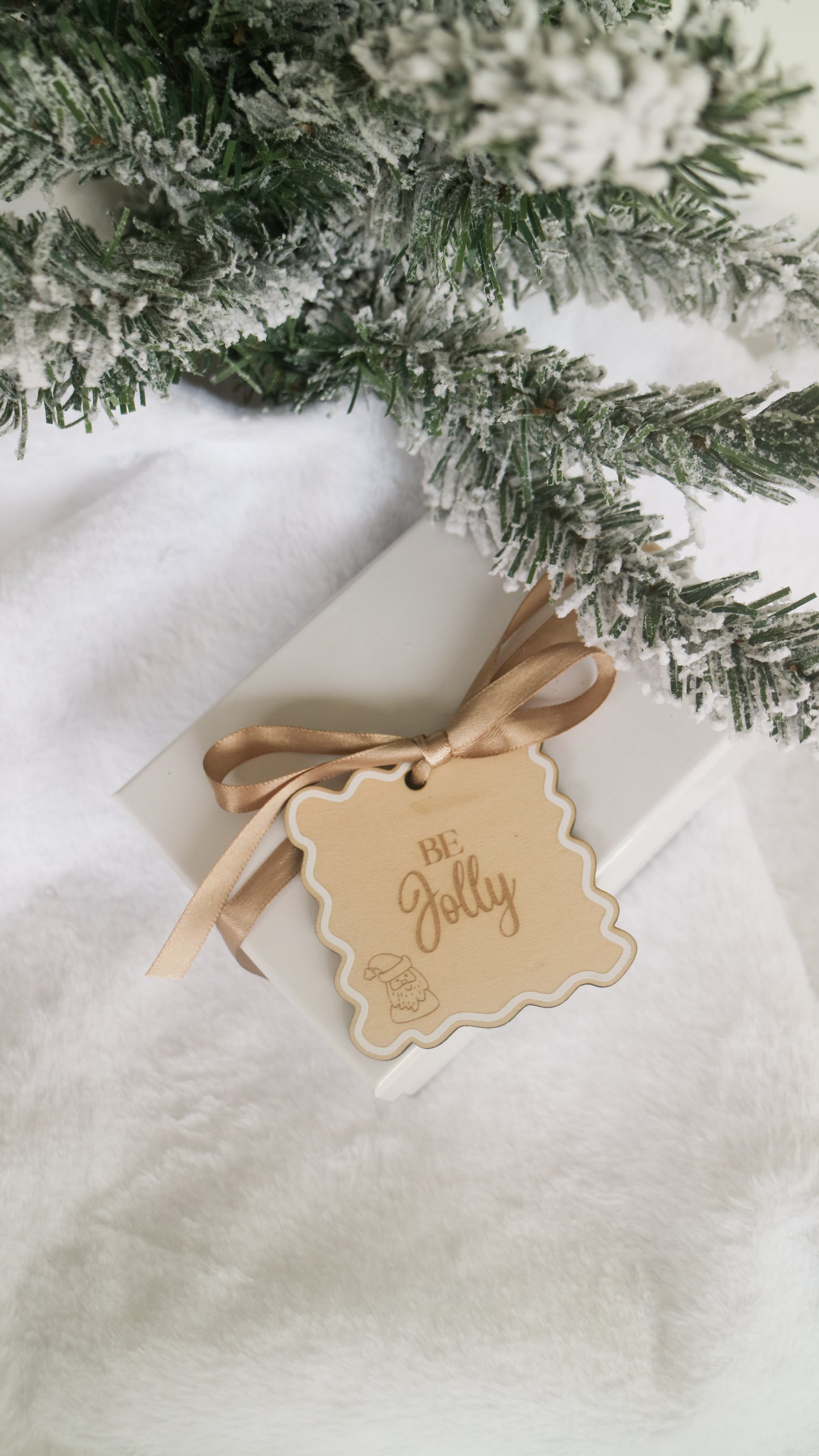 Luxury Wooden Christmas Gift Tag