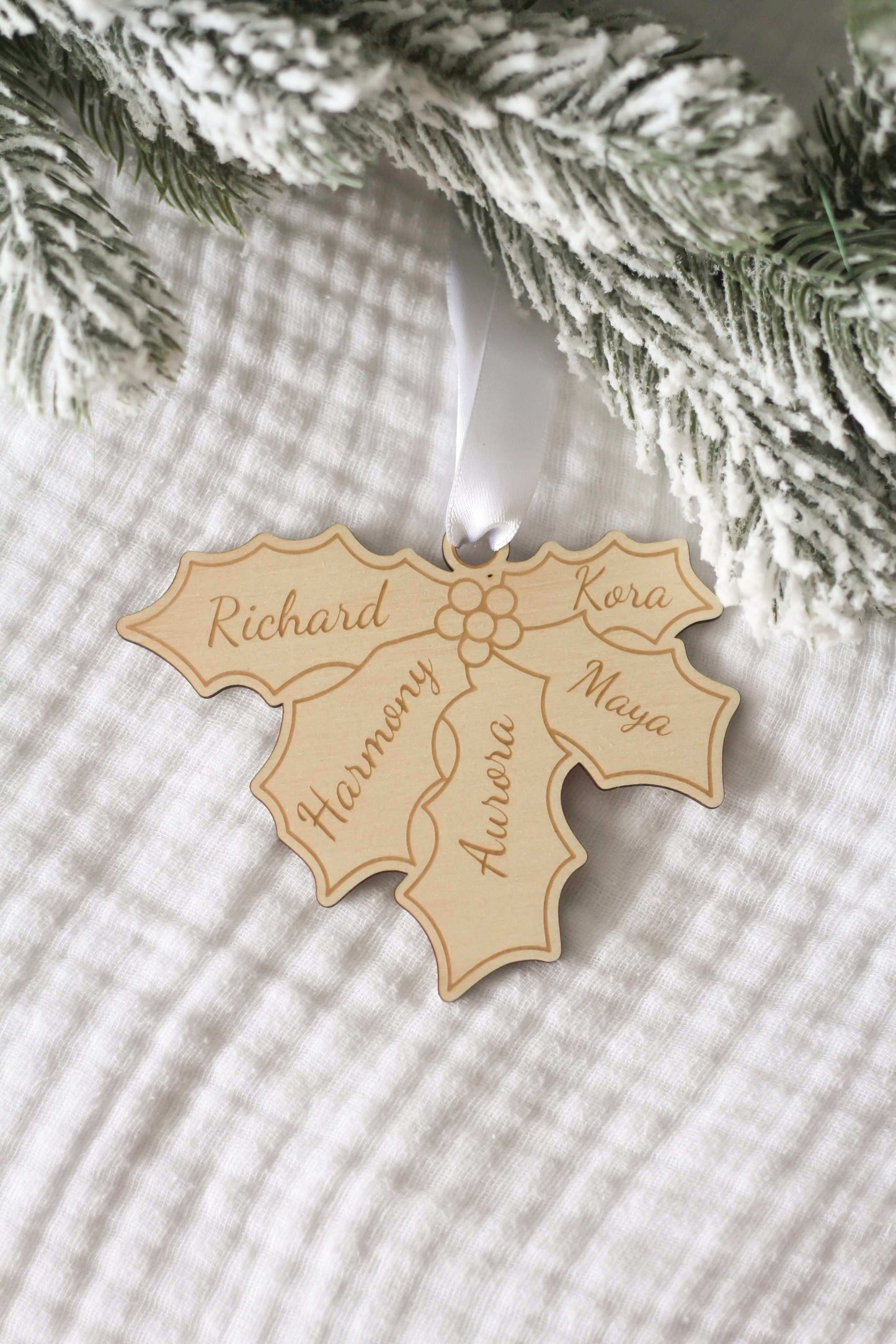 Personalised Wooden Mistletoe Christmas Ornament | Family Tree Ornament