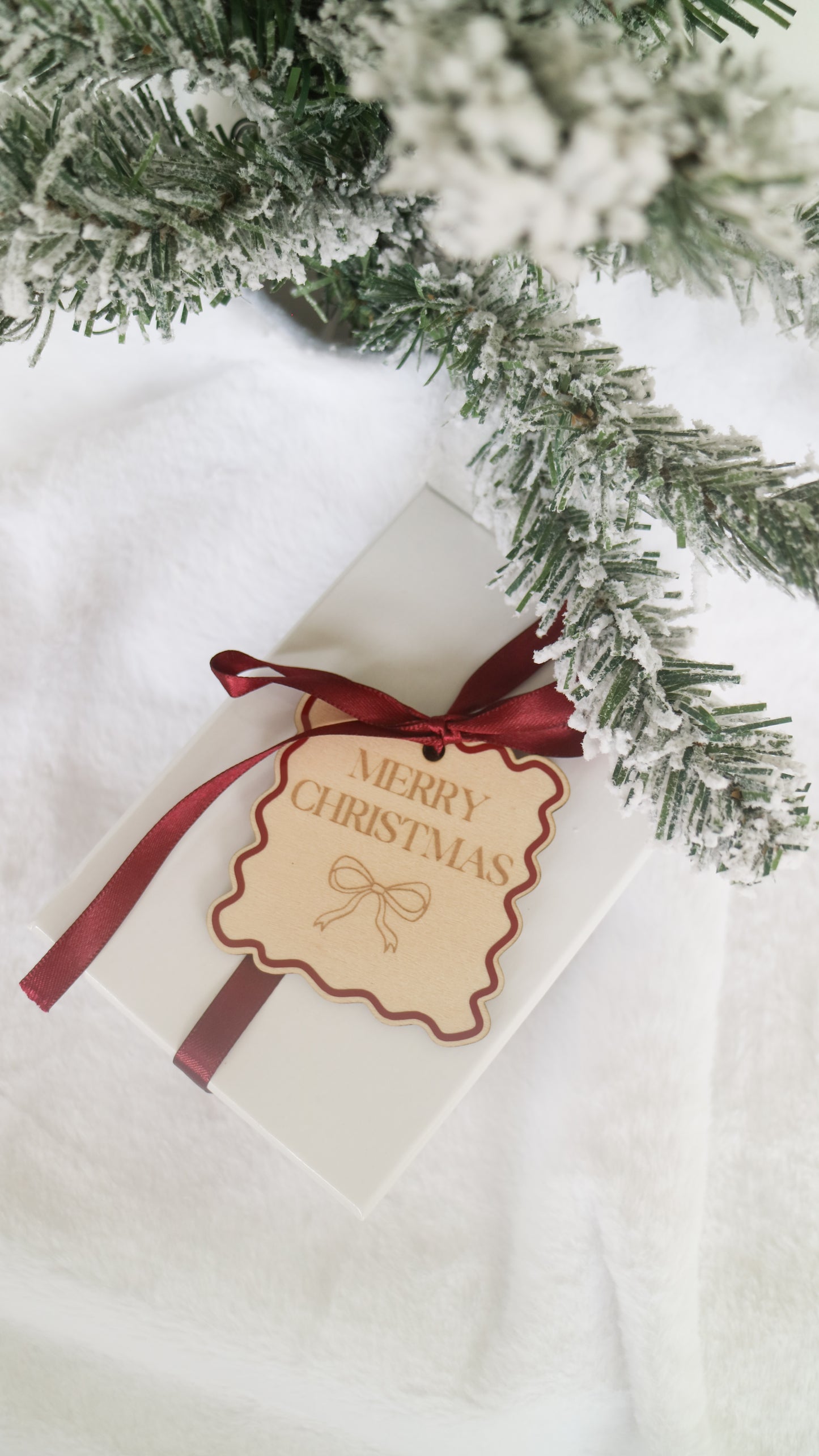 Luxury Wooden Christmas Gift Tag