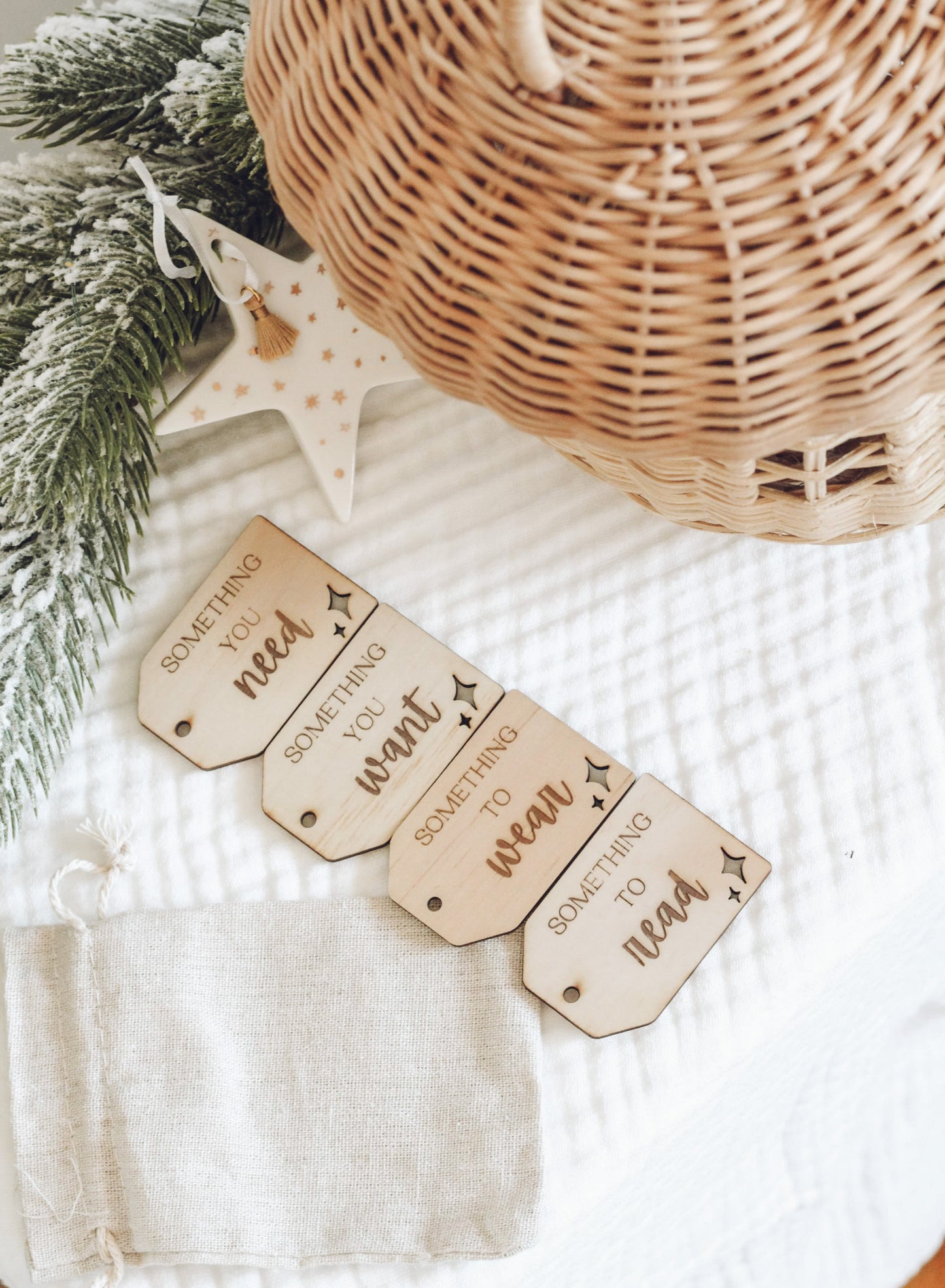 Want Need Wear Read Christmas Gift Tag Set