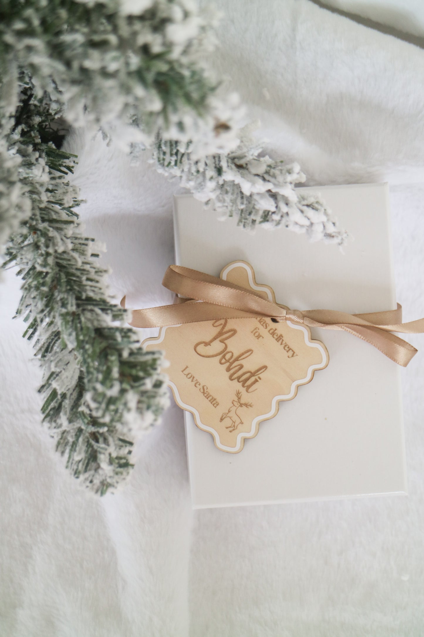 Luxury Wooden Christmas Gift Tag